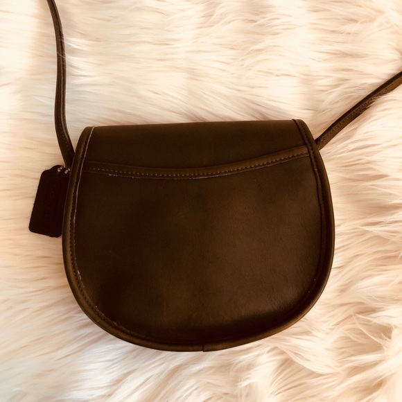 Authentic Coach Crossbody - Picture 2 of 8